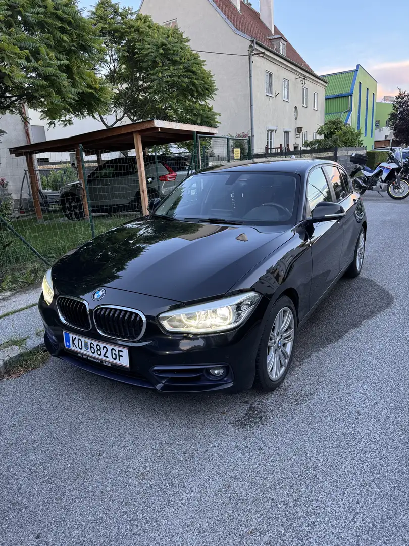 BMW 118 118d Urban Line - 1