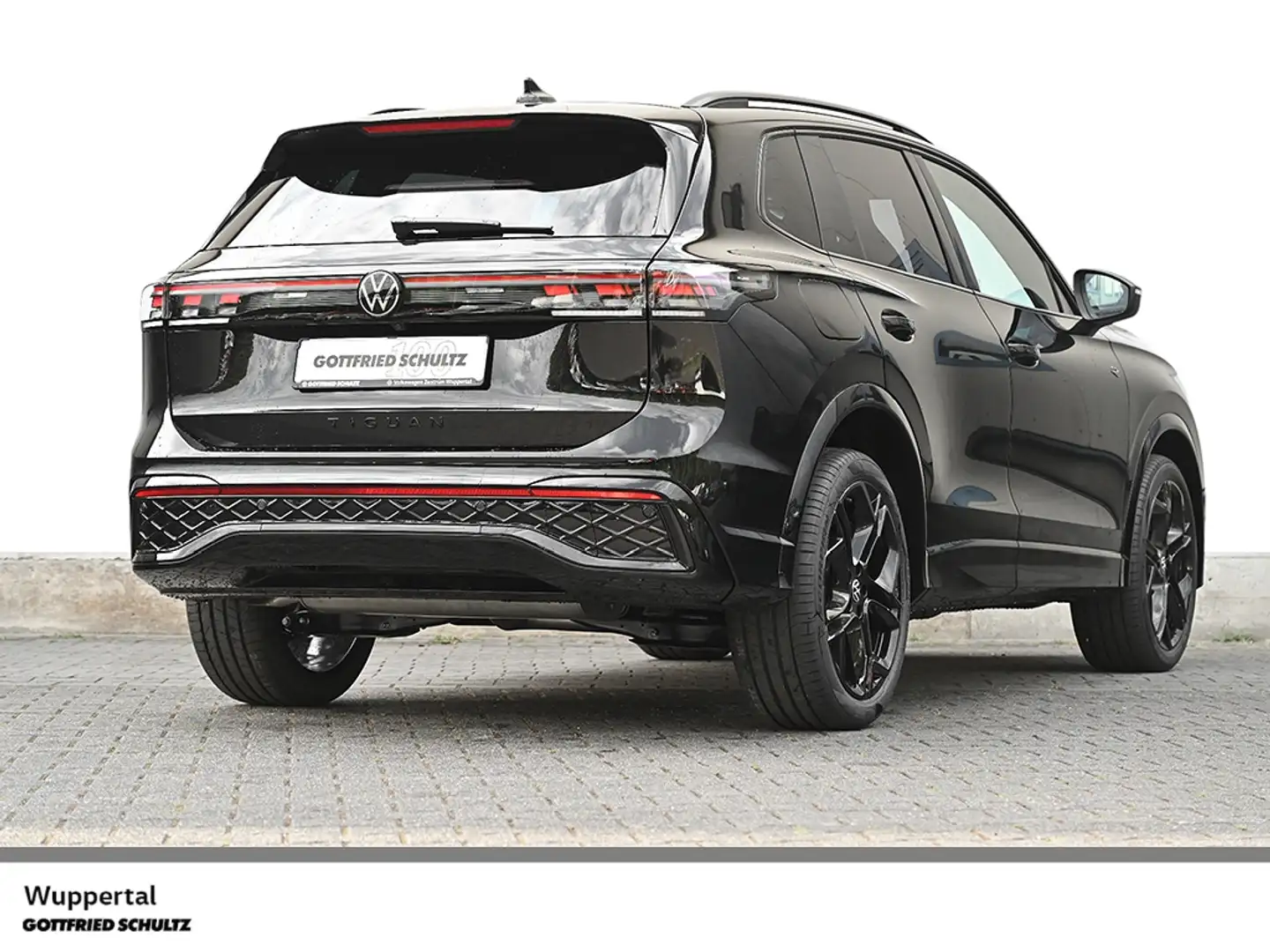 Volkswagen Tiguan R-Line 2.0 TSI 4Motion 204 PS 7-Gang-DSG Pano AHK Schwarz - 2