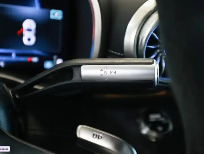 Mercedes-Benz GLE 2025, foto 16