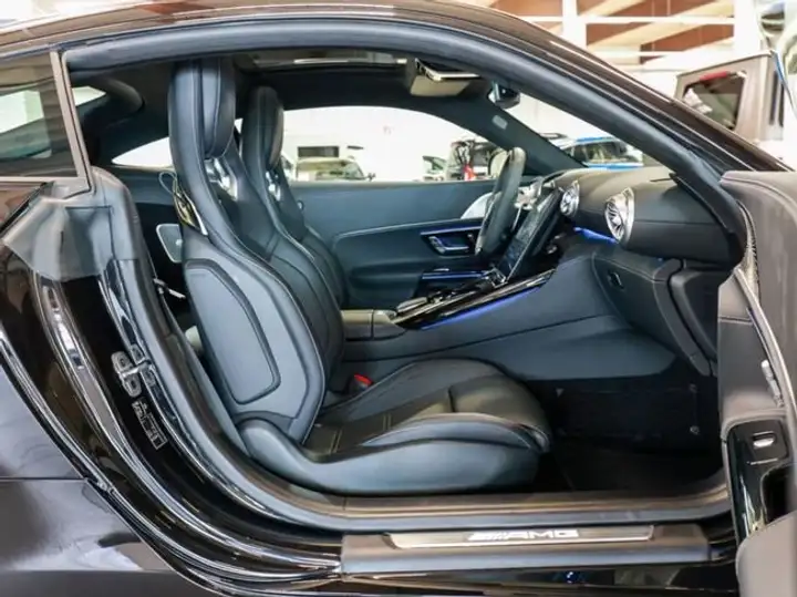 Mercedes-Benz GLE 2025, foto 5