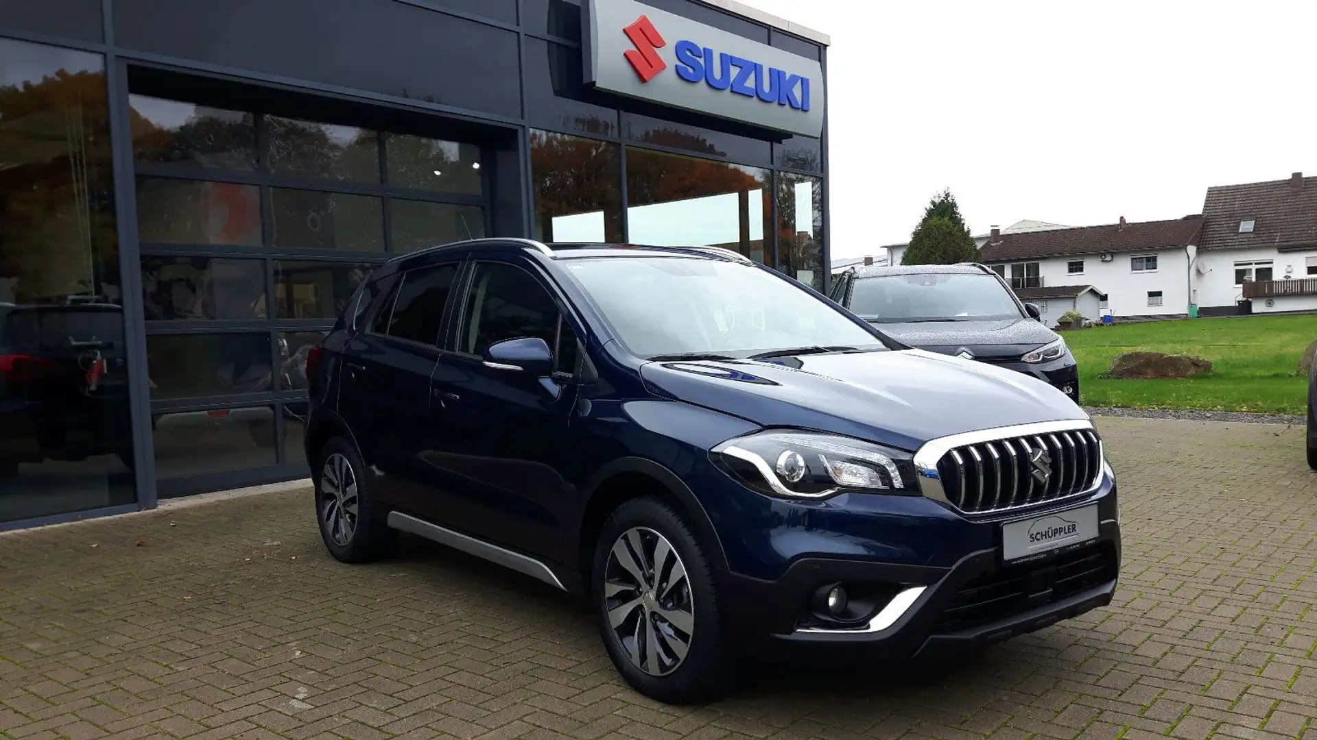 Suzuki SX4 S-Cross Comfort+ Allgrip AHK Blau - 2