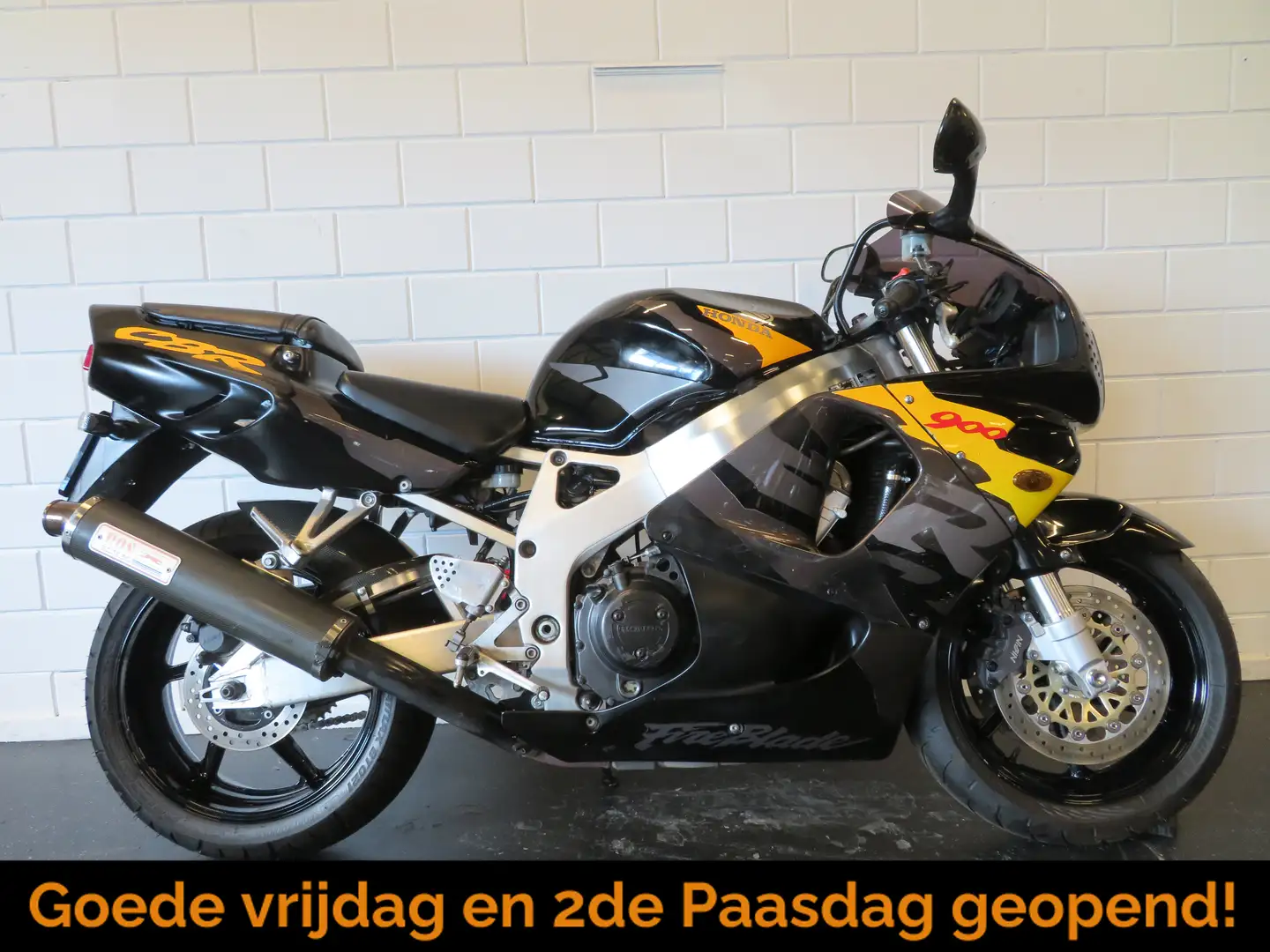 Honda CBR 900 RR FIREBLADE BOS GAVE BIKE! Amarillo - 1