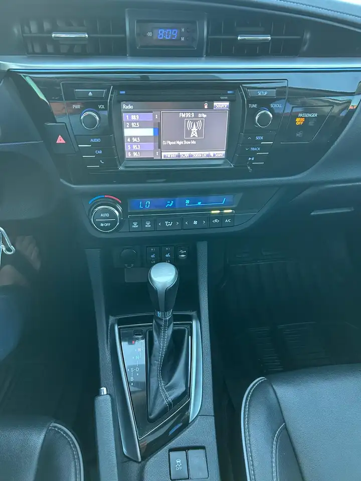 Toyota Corolla снимка Toyota Corolla