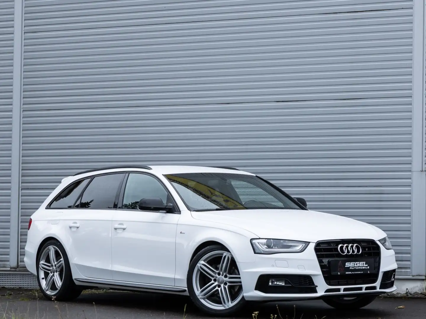 Audi A4 Avant 1.8TFSI*3xS-LINE*NAVI*SHZ**PDC* Weiß - 1