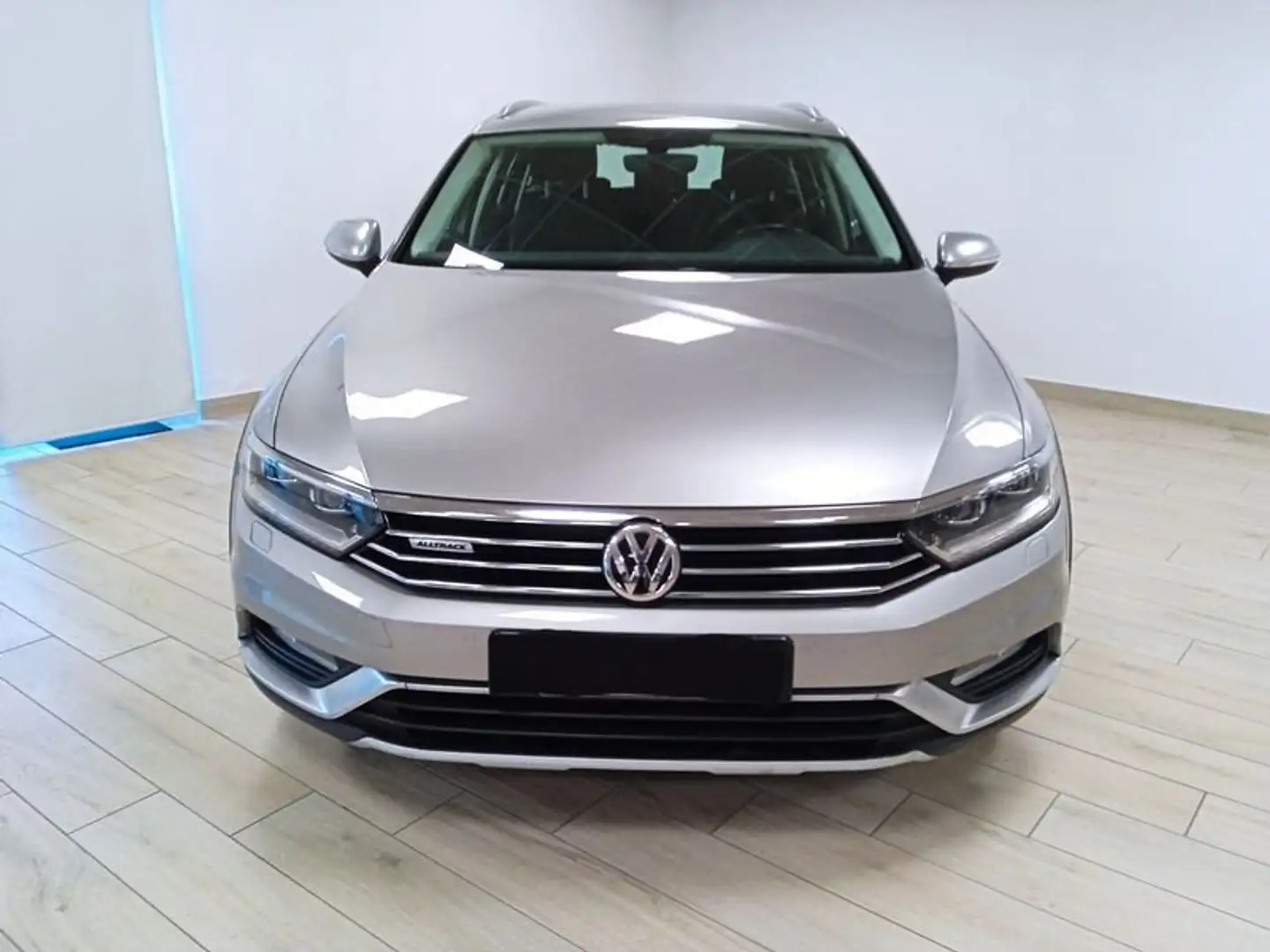 Volkswagen Passat Alltrack 8ª serie Business Alltrack 2.0 TDI 190 CV 4MOTION Argento - 2