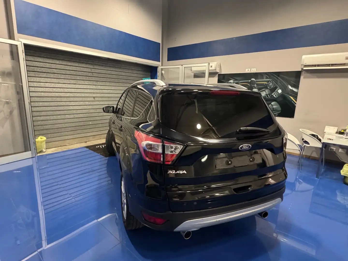 Ford Kuga 1.5 businnes GPL - 2