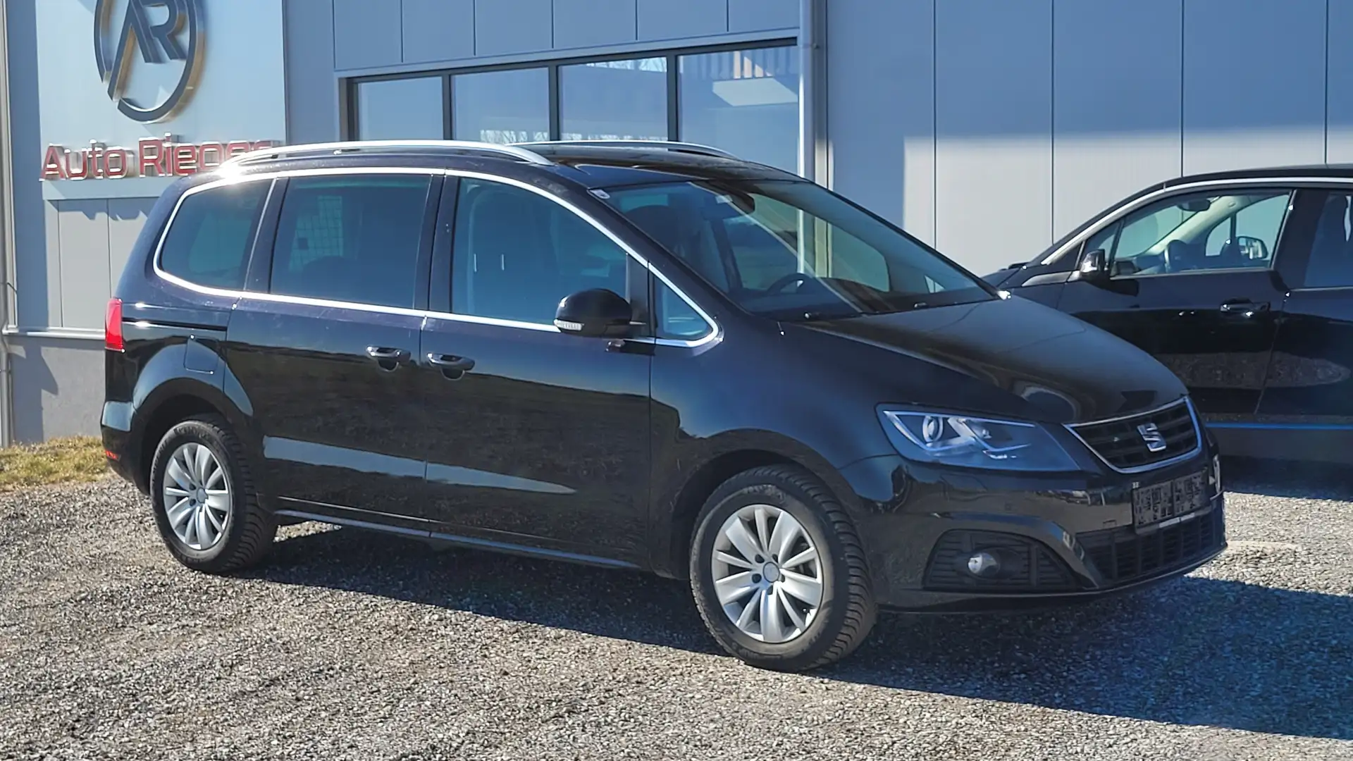 SEAT Alhambra Style Allrad 2,0 TDI AHK, Navi, Xenon Schwarz - 1