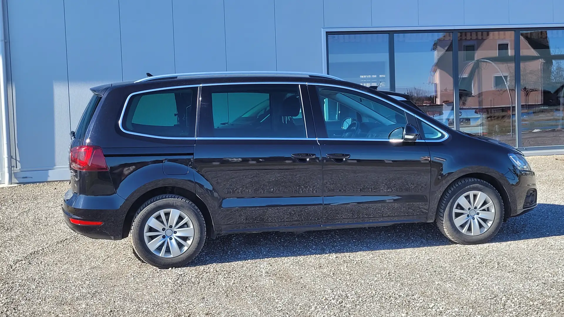 SEAT Alhambra Style Allrad 2,0 TDI AHK, Navi, Xenon Schwarz - 2