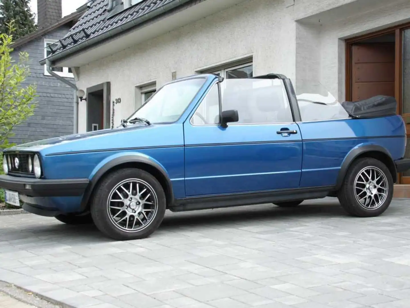 Volkswagen Golf Cabriolet Golf Cabrio (GL) Blue - 2