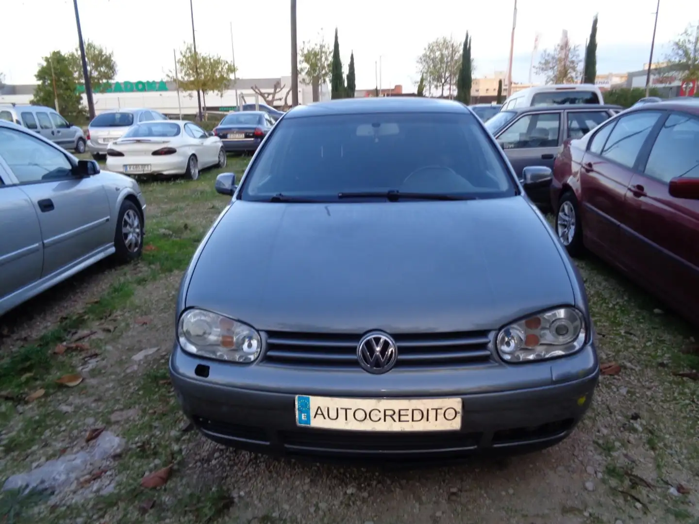 Volkswagen Golf Variant 1.9TDI Soul Tip. 130 Verde - 1