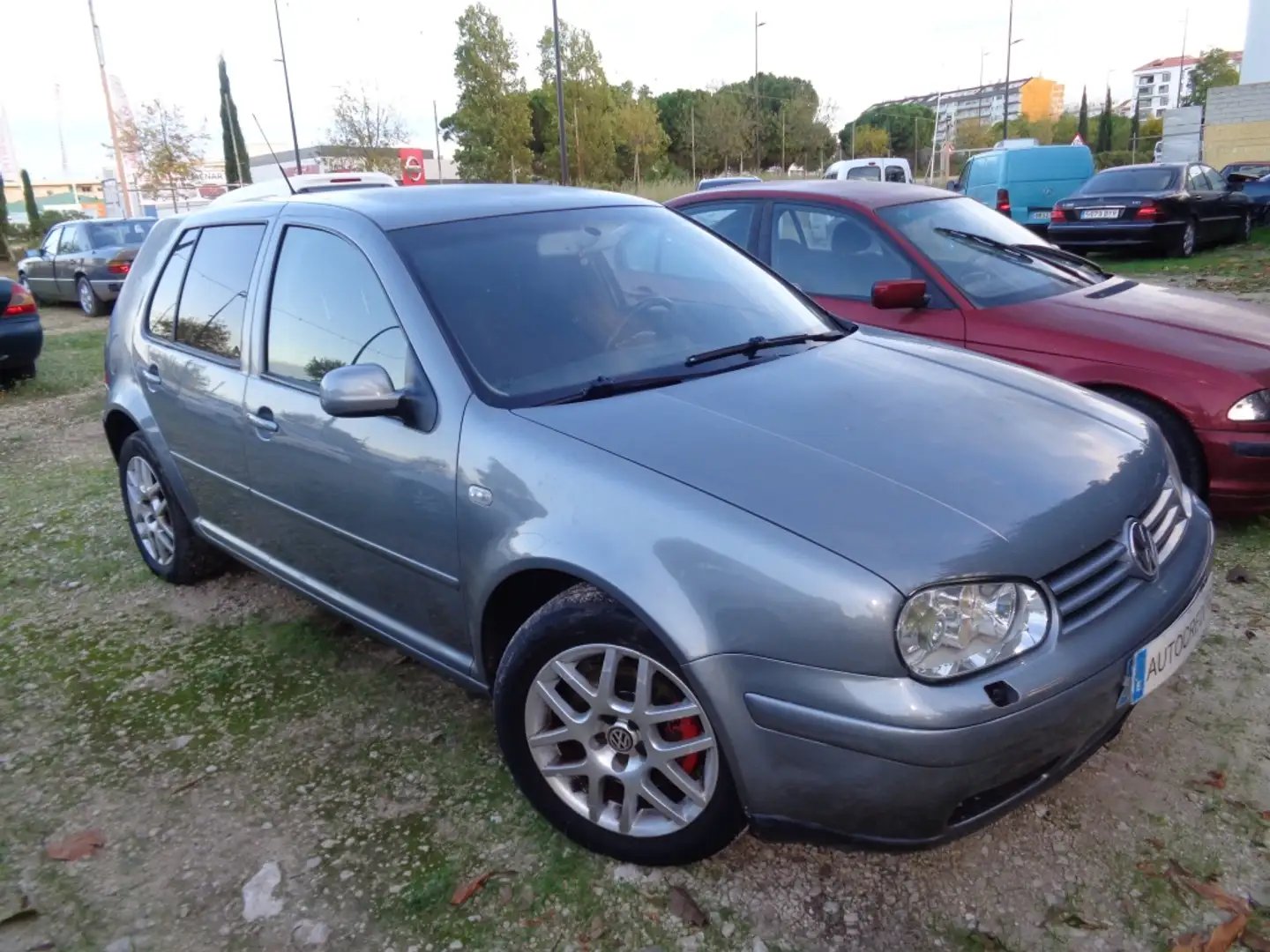 Volkswagen Golf Variant 1.9TDI Soul Tip. 130 Verde - 2