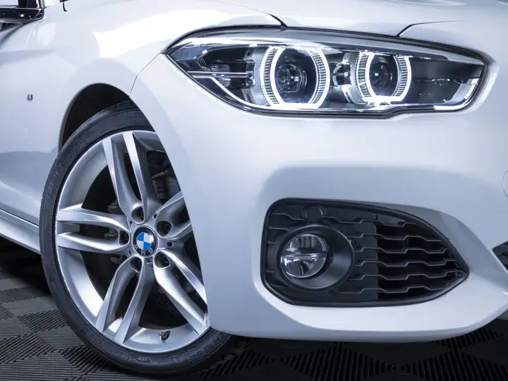 BMW Serie 1 2017, foto 20