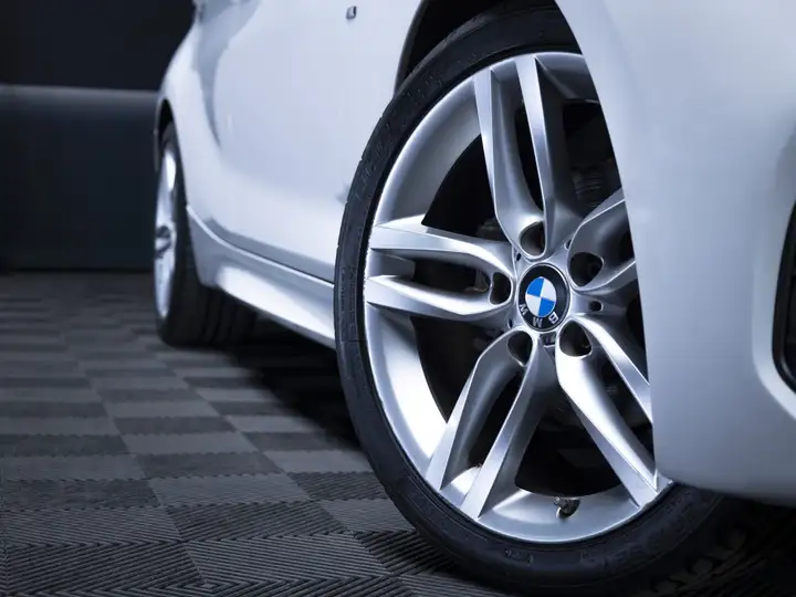 BMW Serie 1 2017, foto 43