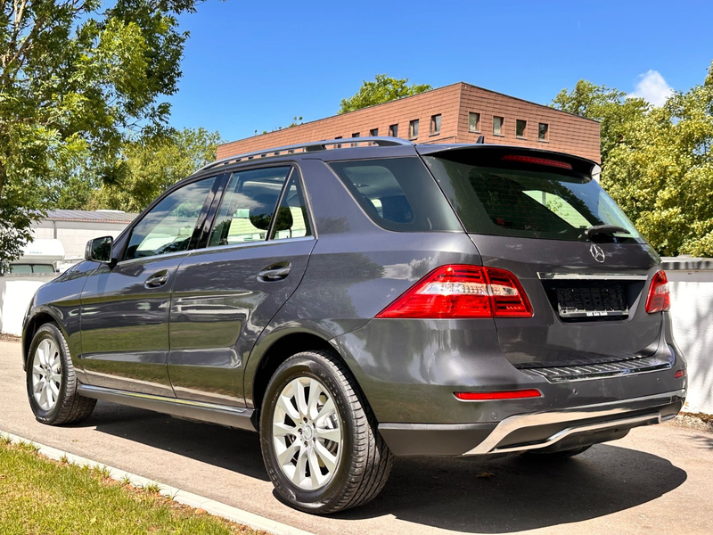 Mercedes-Benz ML 350 ML ML 350 CDI BlueTec — photo 2