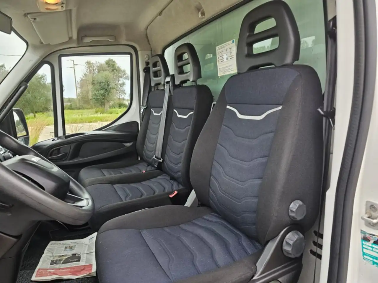Iveco Daily 2022 — фото 12