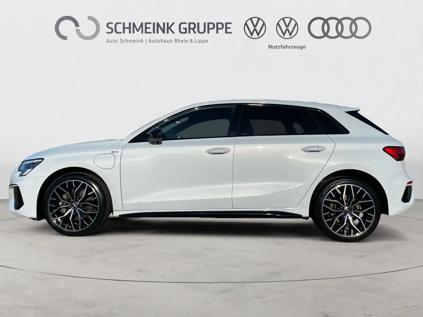 Audi A3 40 TFSI e 2x S line MATRIX B&O RFK Weiß - 2
