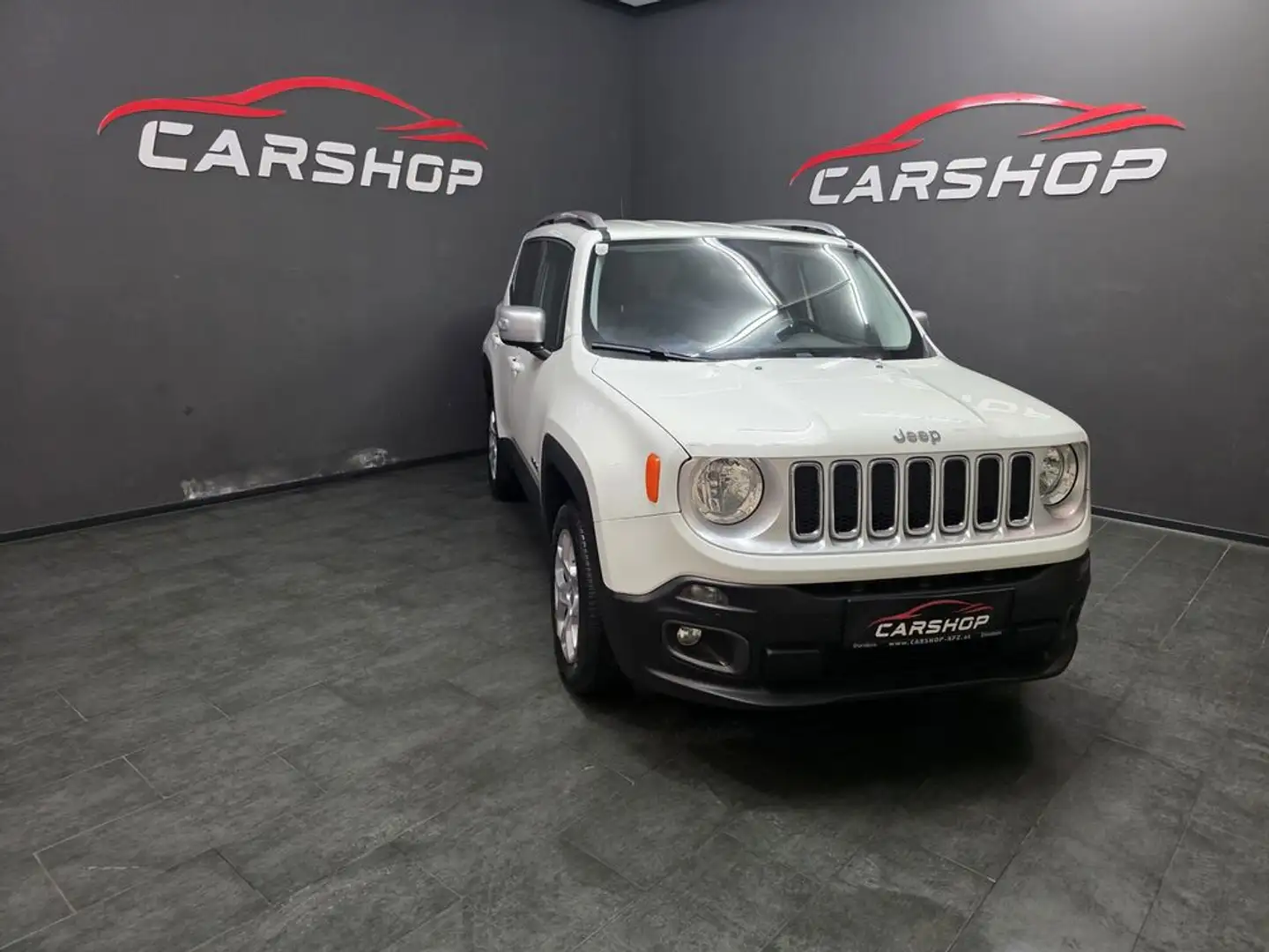 Jeep Renegade Limited 4WD  nur 33.000km 1.Besitz Weiß - 2