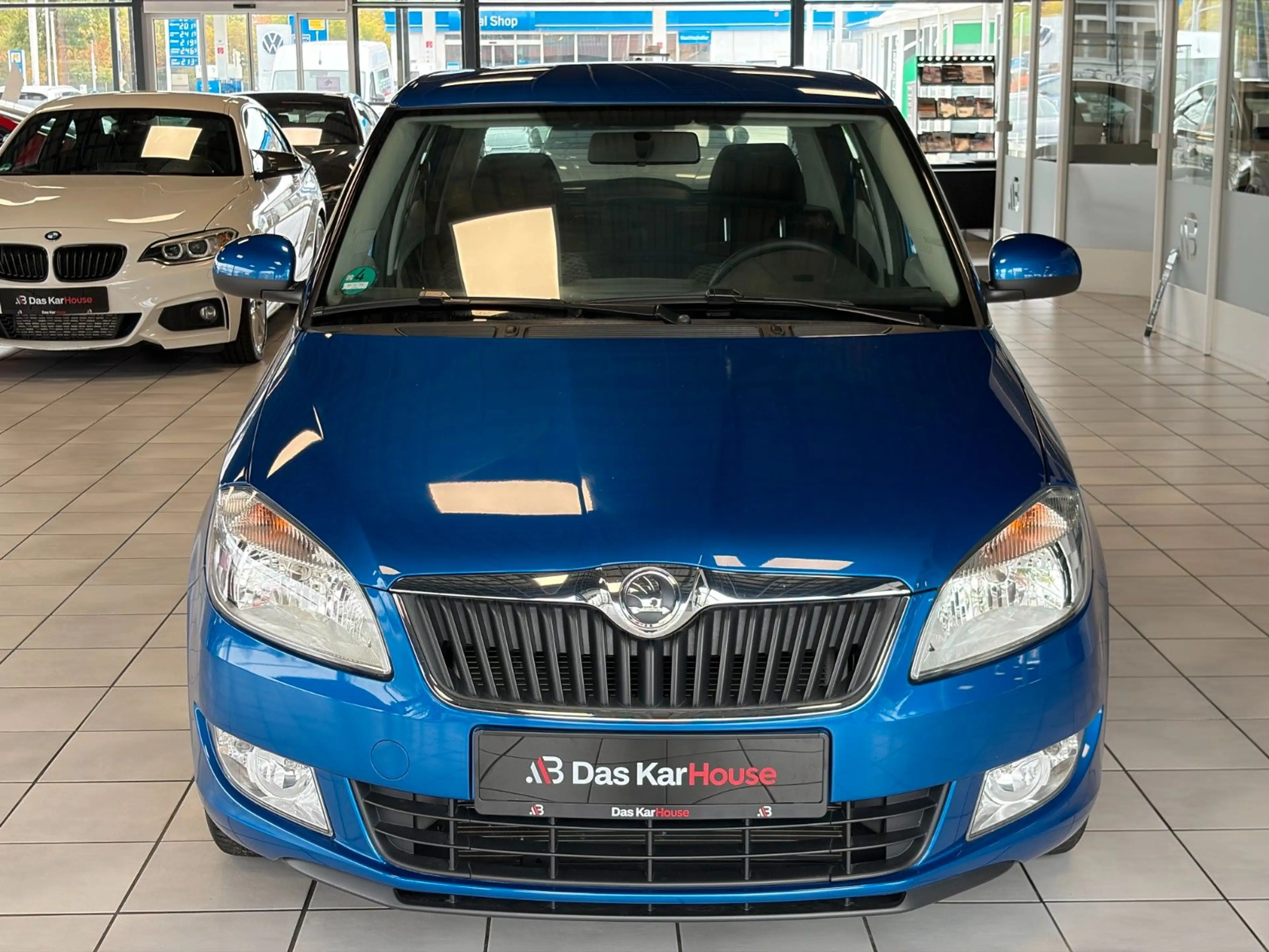 Skoda Fabia 1.2 TSI Ambition · SZH · PDC · 1. Hand — photo 9