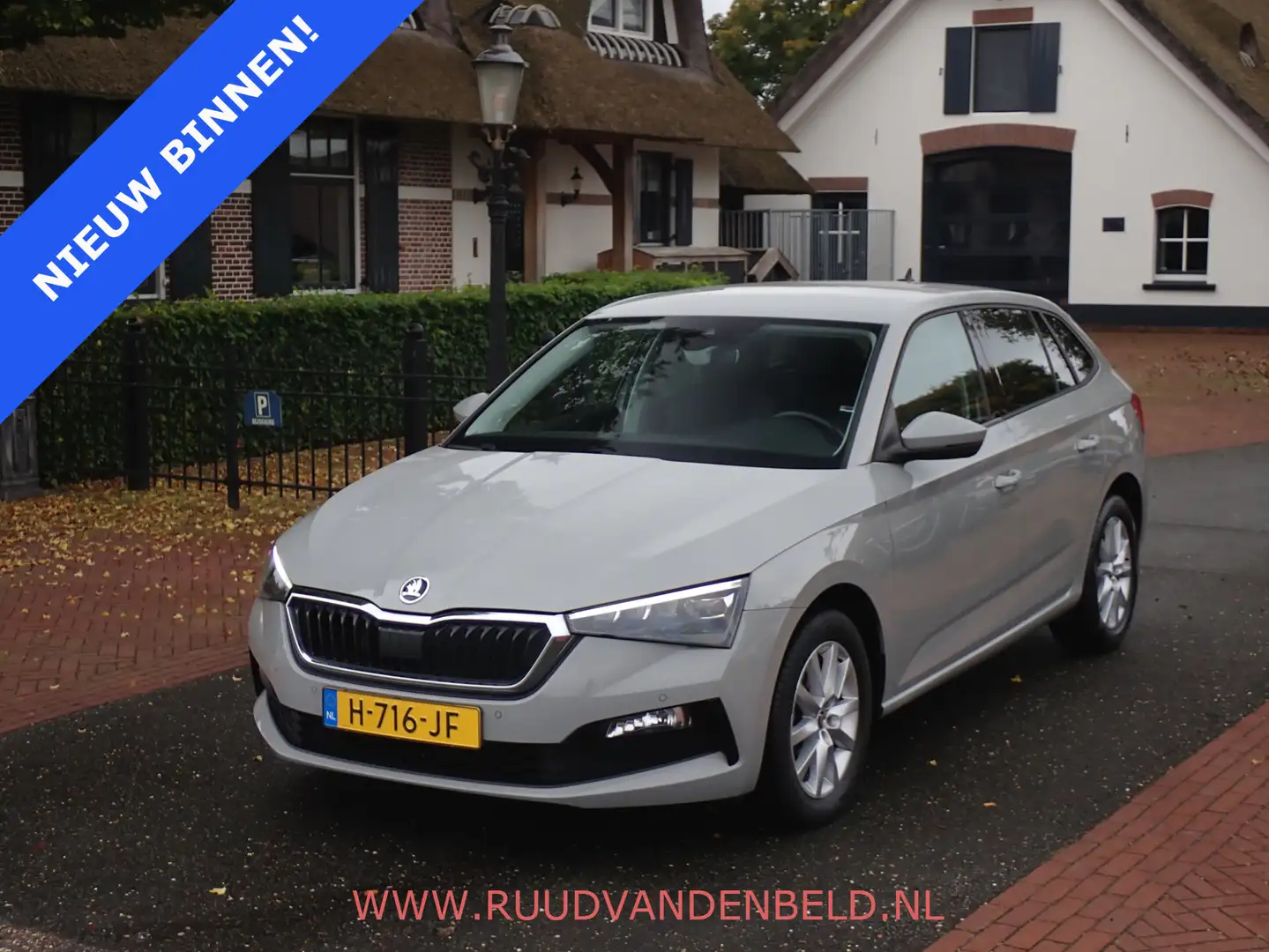 Skoda Scala 1.5TSI DSG7 ACC/FULL-LED/CAMERA/CARPLAY/VIRTUAL Grijs - 1