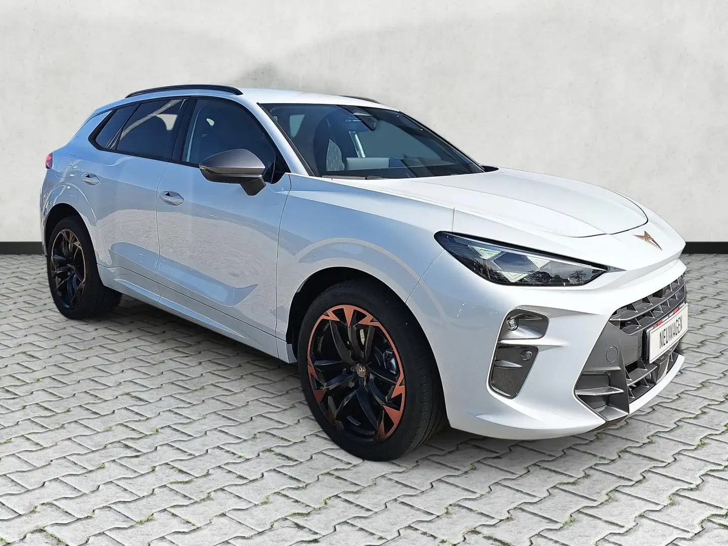 CUPRA Terramar 1.5 eTSI 110 kW DSG / Edge Paket 19Zoll 110 kW ... Weiß - 1