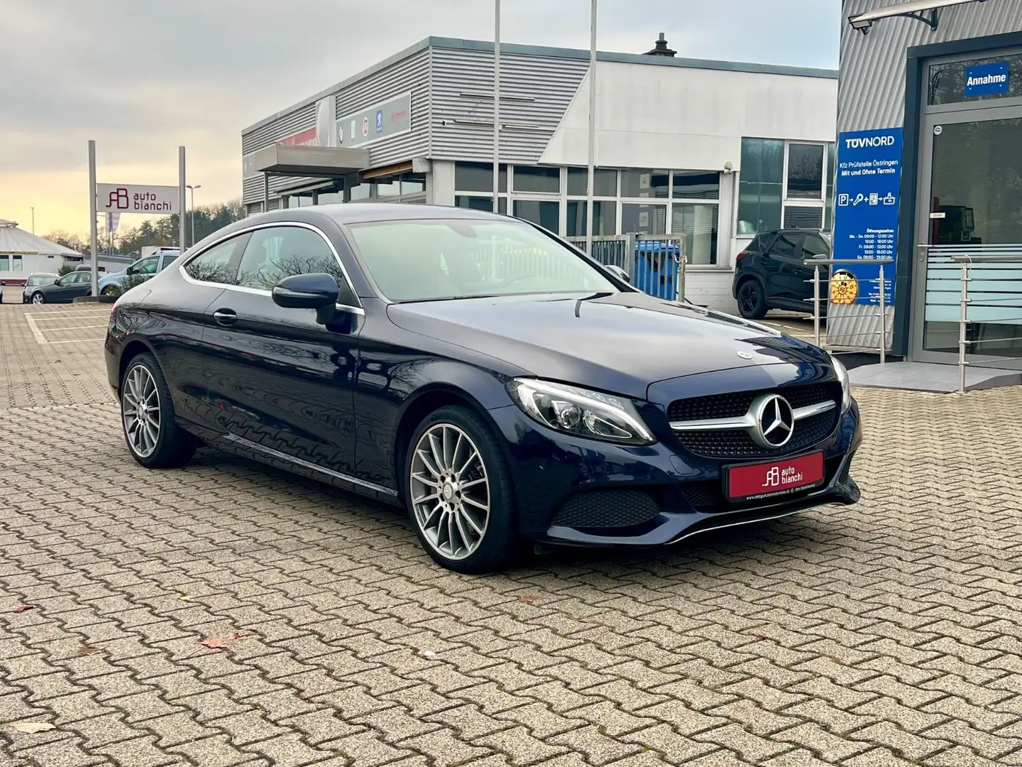 Mercedes-Benz C 400 Coupé 4Matic 3.0Ltr. V6 *LED *Navi *Leder Azul - 2