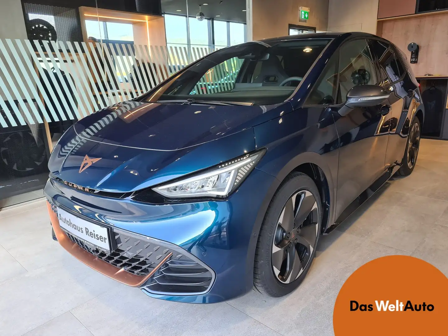 CUPRA Born 60/63 e-Boost 170kW/231PS Modrá - 1