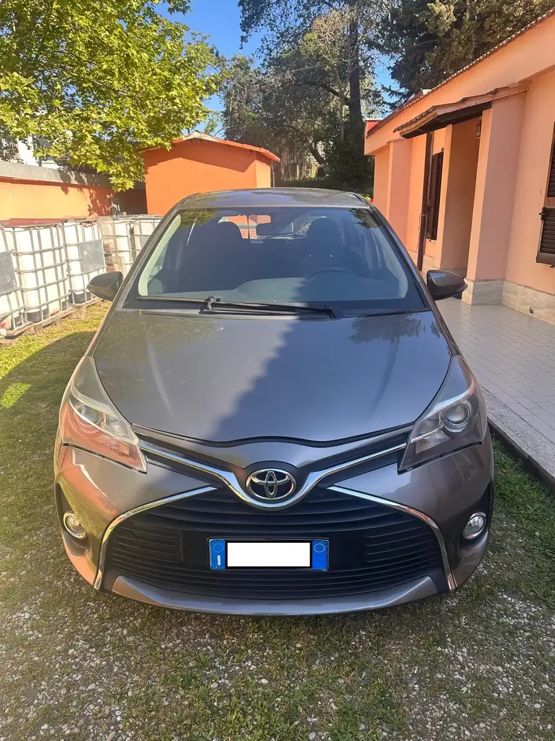 Toyota Yaris Yaris 5p 1.0 Active my16 Grigio - 2