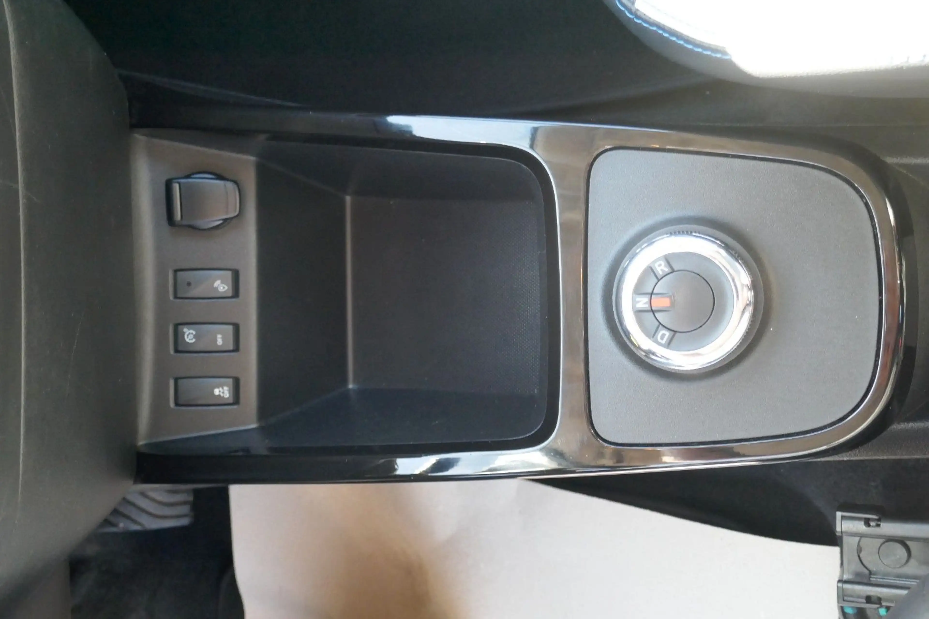 Dacia Spring Electric Comfort Plus NAV/CCS — photo 14