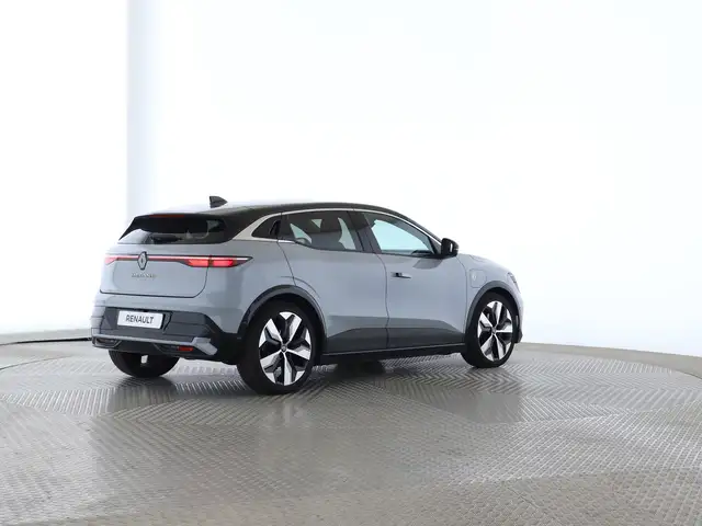 Renault Megane E-Tech view 7