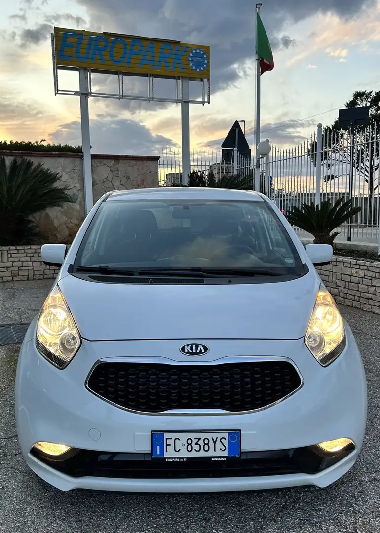 Kia Venga Venga 1.4 crdi Active 90cv E6 Blanc - 2