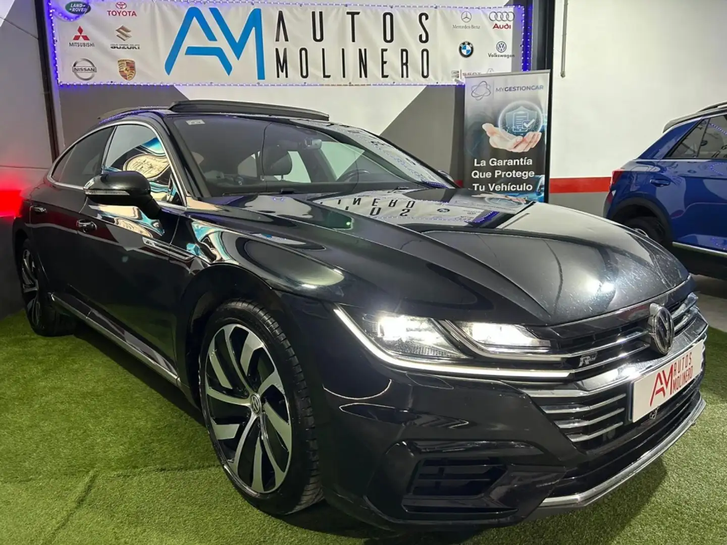 Volkswagen Arteon 2.0TDI R-Line 110kW Negro - 1
