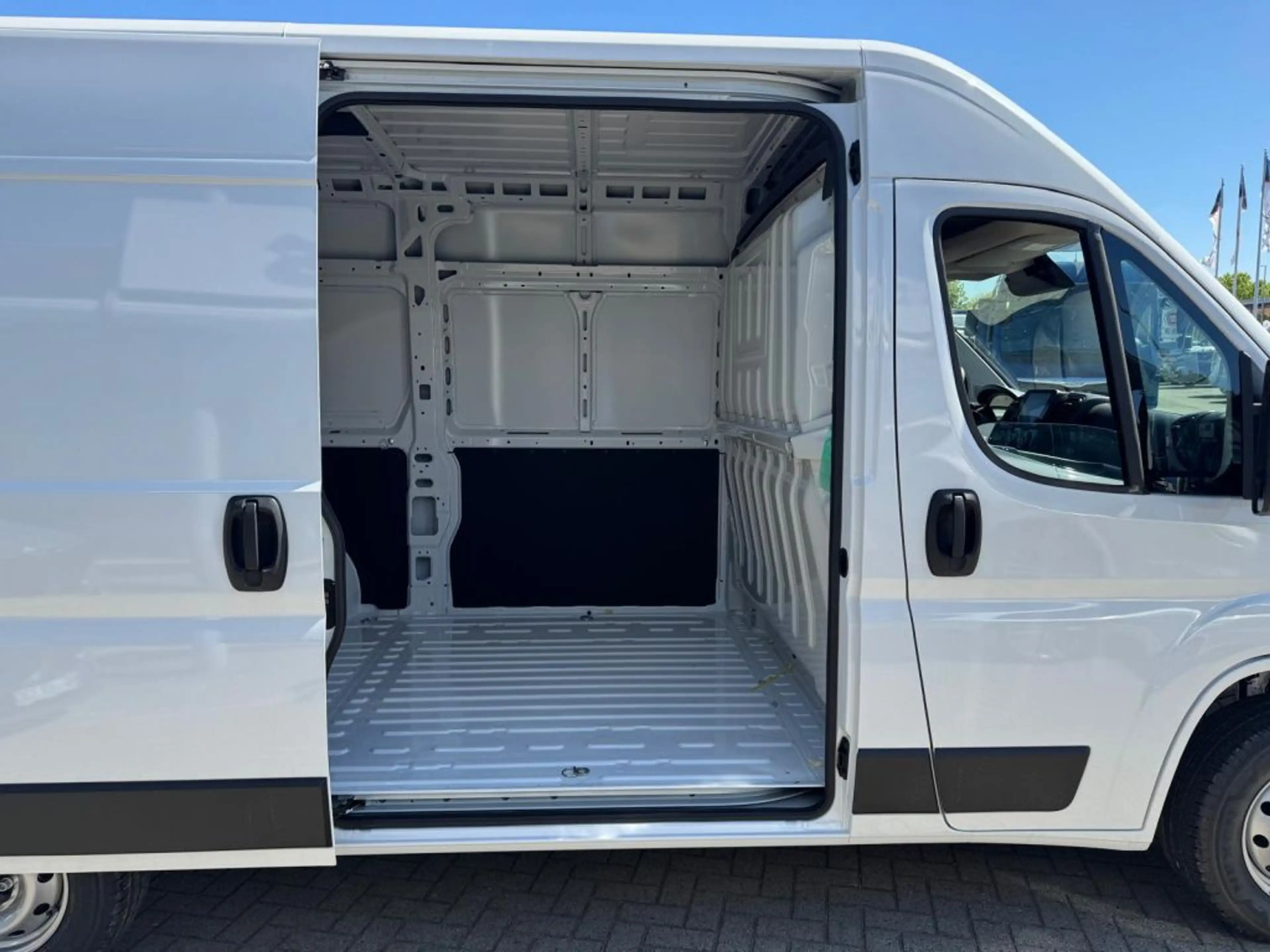 Fiat Ducato L2H2 — photo 9
