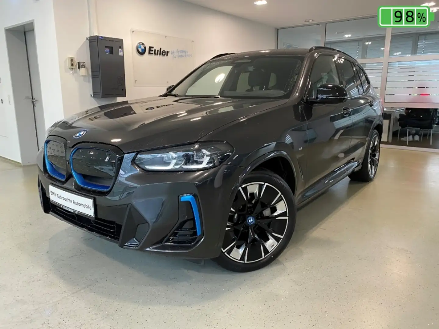 BMW iX3 M Sportpaket HUD LED AHK Navi Leder HK Soundsystem Grau - 1