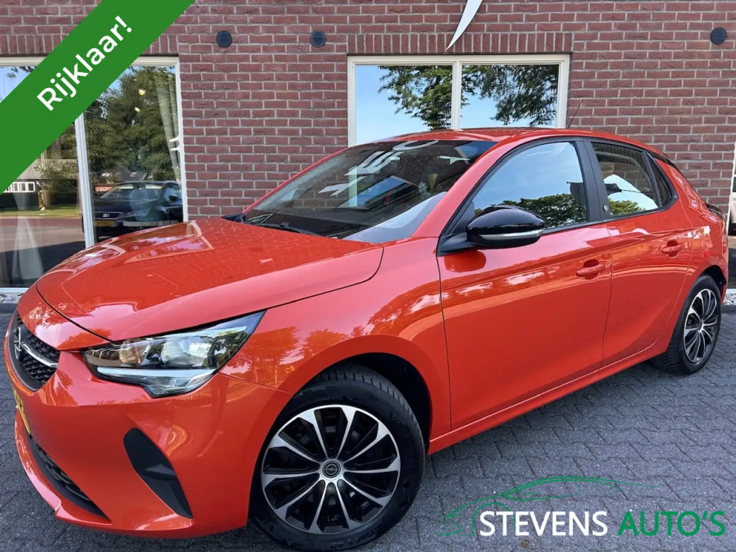 Opel Corsa-e Edition 50 kWh STOEL&STUUR VERW. / CAMERA / CARPLA Oranje - 1