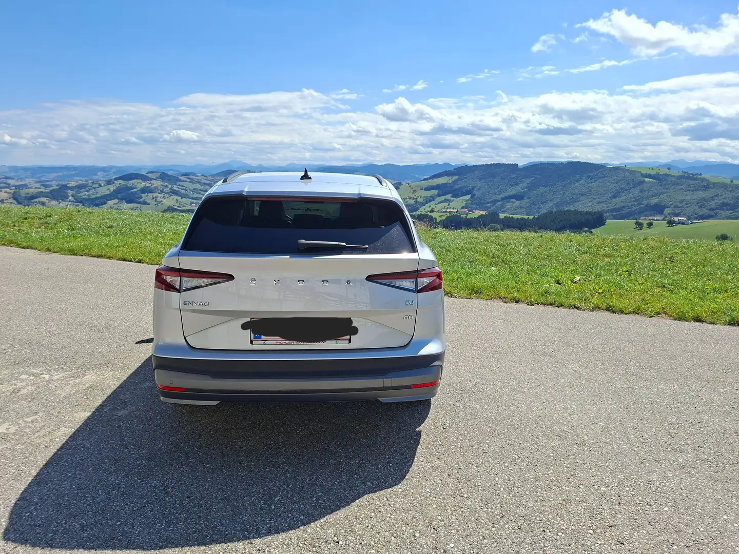 Skoda Enyaq Enyaq iV 60 62kWh Silber - 2