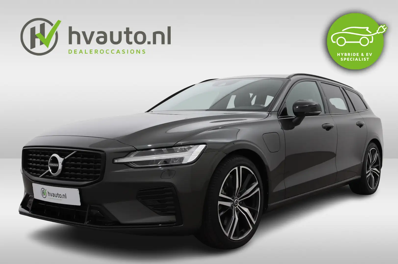 Volvo V60 2.0 T6 LONG RANGE 350PK AWD R-DESIGN | Lighting Pa siva - 1