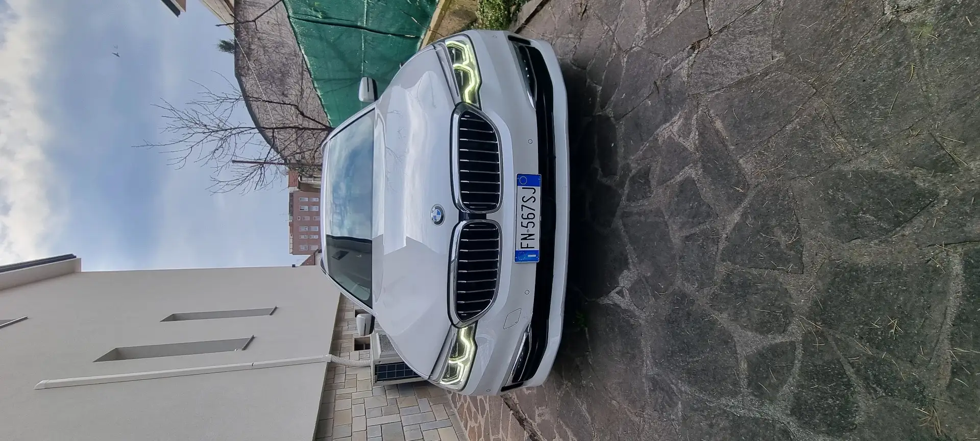 BMW 530 530i Touring xdrive Luxury auto Blanc - 1