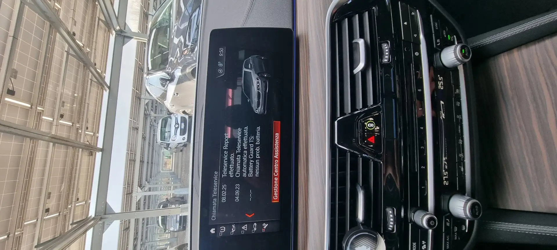 BMW 530 530i Touring xdrive Luxury auto Bianco - 2