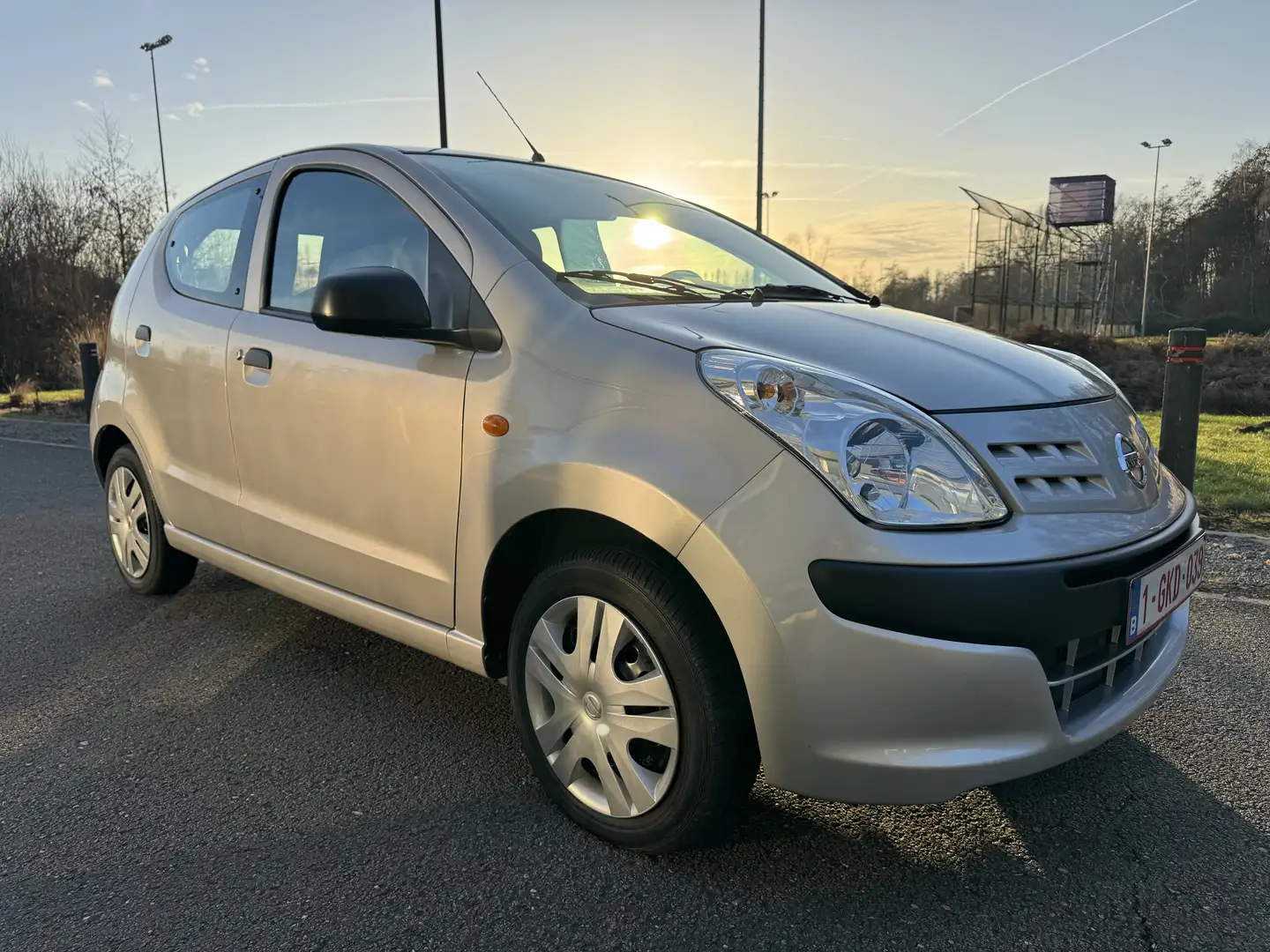Nissan Pixo 1.0 - 2