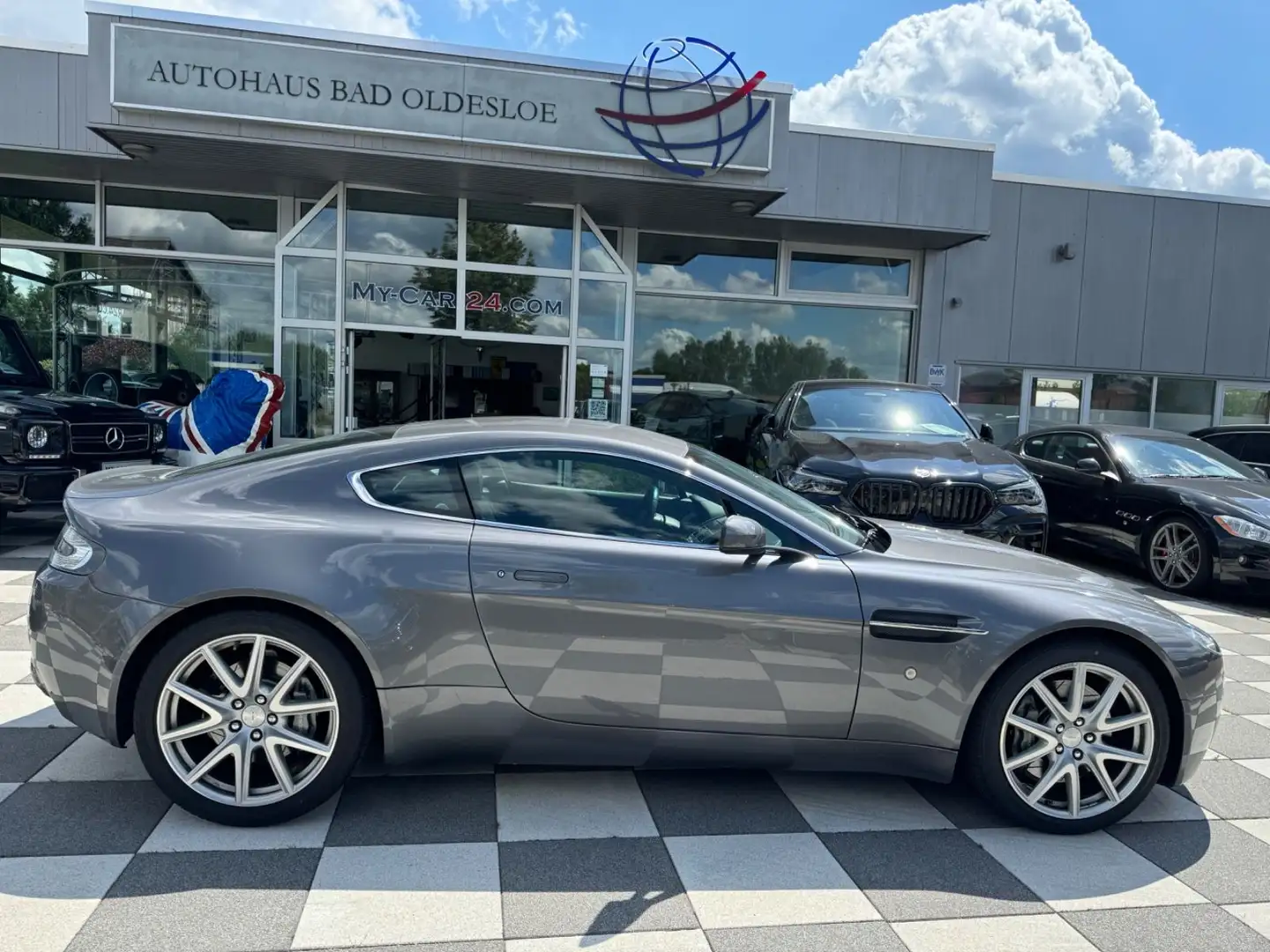 Aston Martin V8 4.7l Sportshift Gris - 2