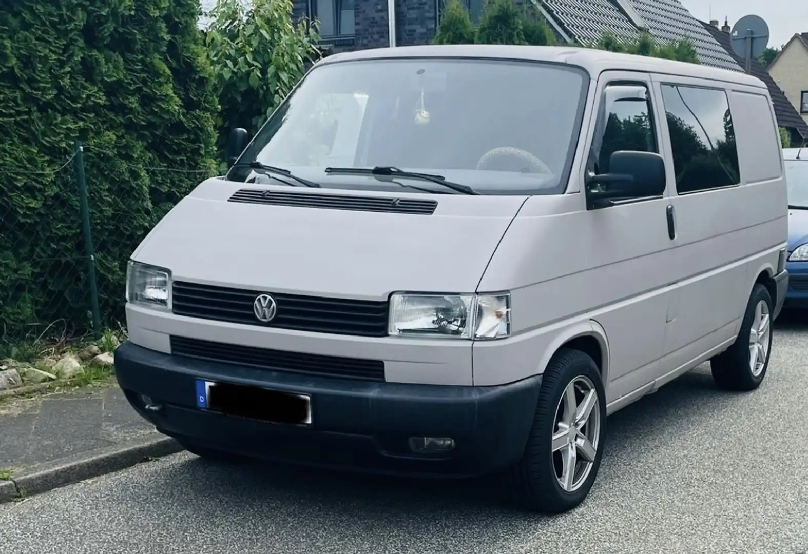 Volkswagen T4 Transporter 1,9TD mit LKW Zulassung Grau - 2
