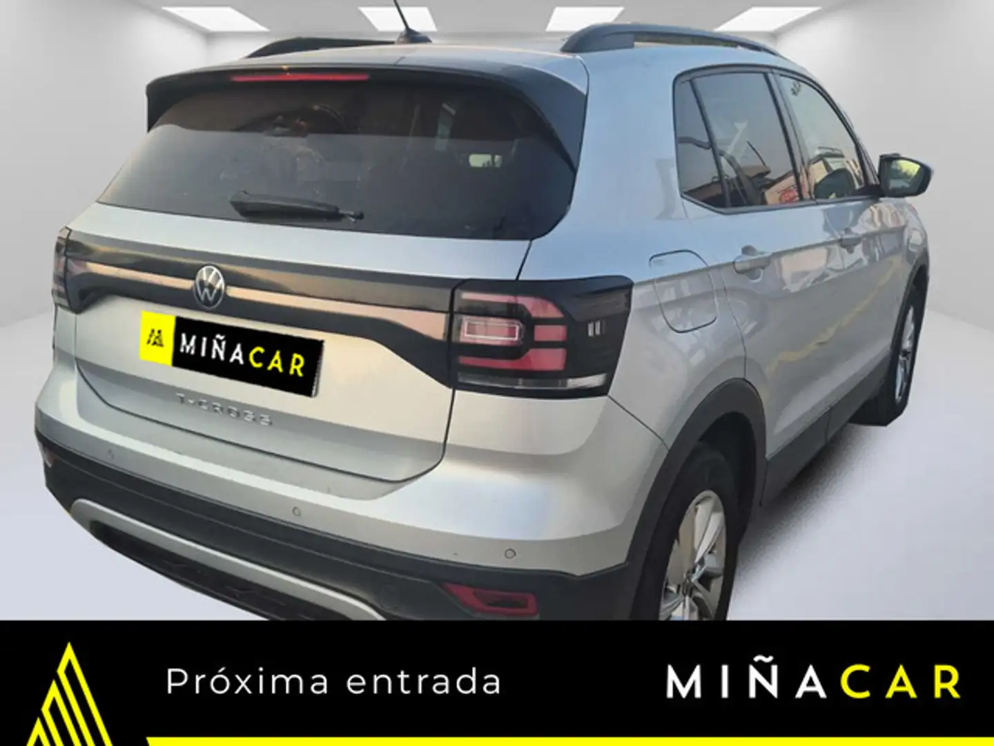 Volkswagen T-Cross 1.0 TSI Advance DSG7 81kW Gris - 2