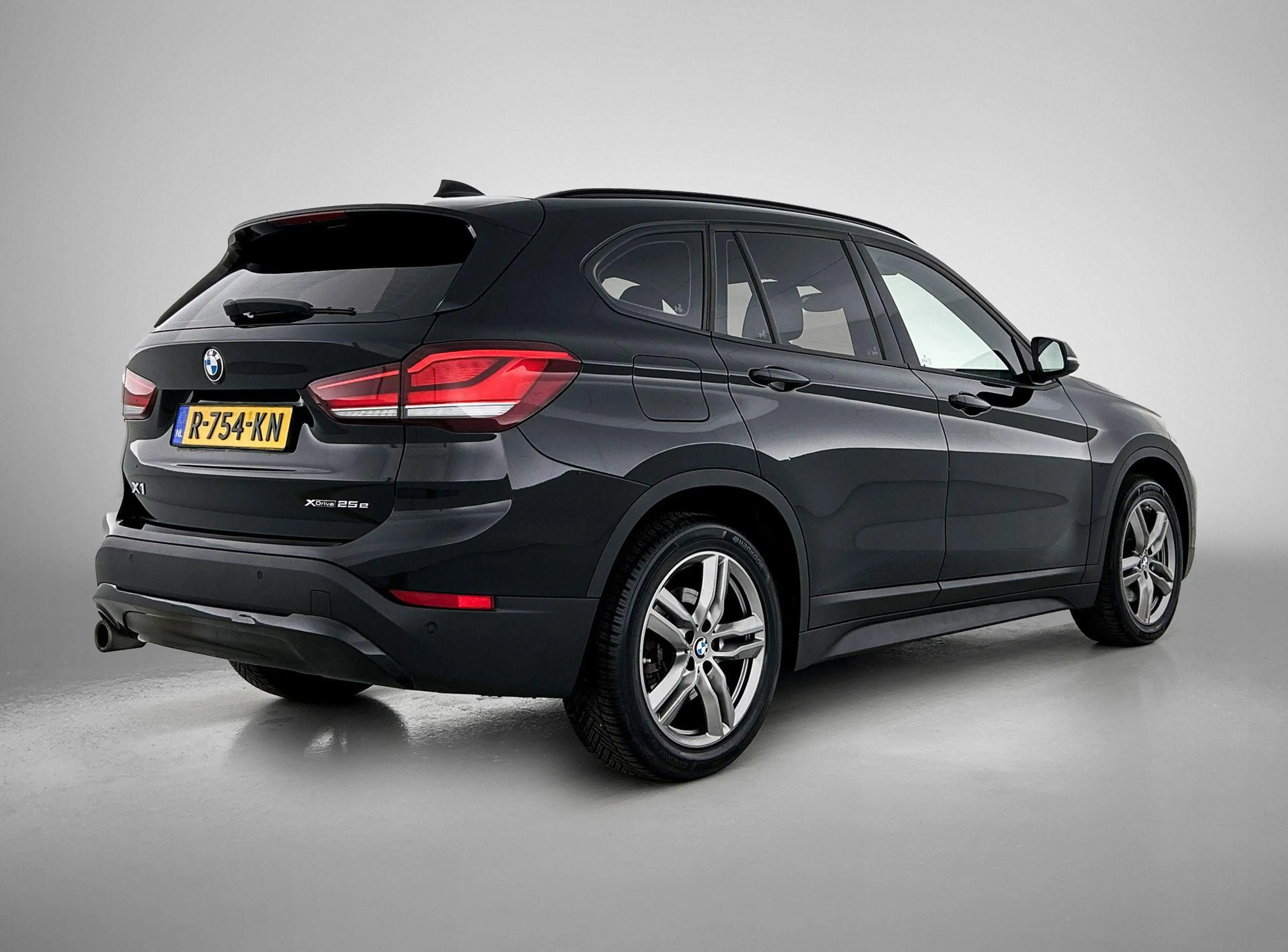 BMW X1 xDrive25e Executive | Navigatie | Climate control — photo 4
