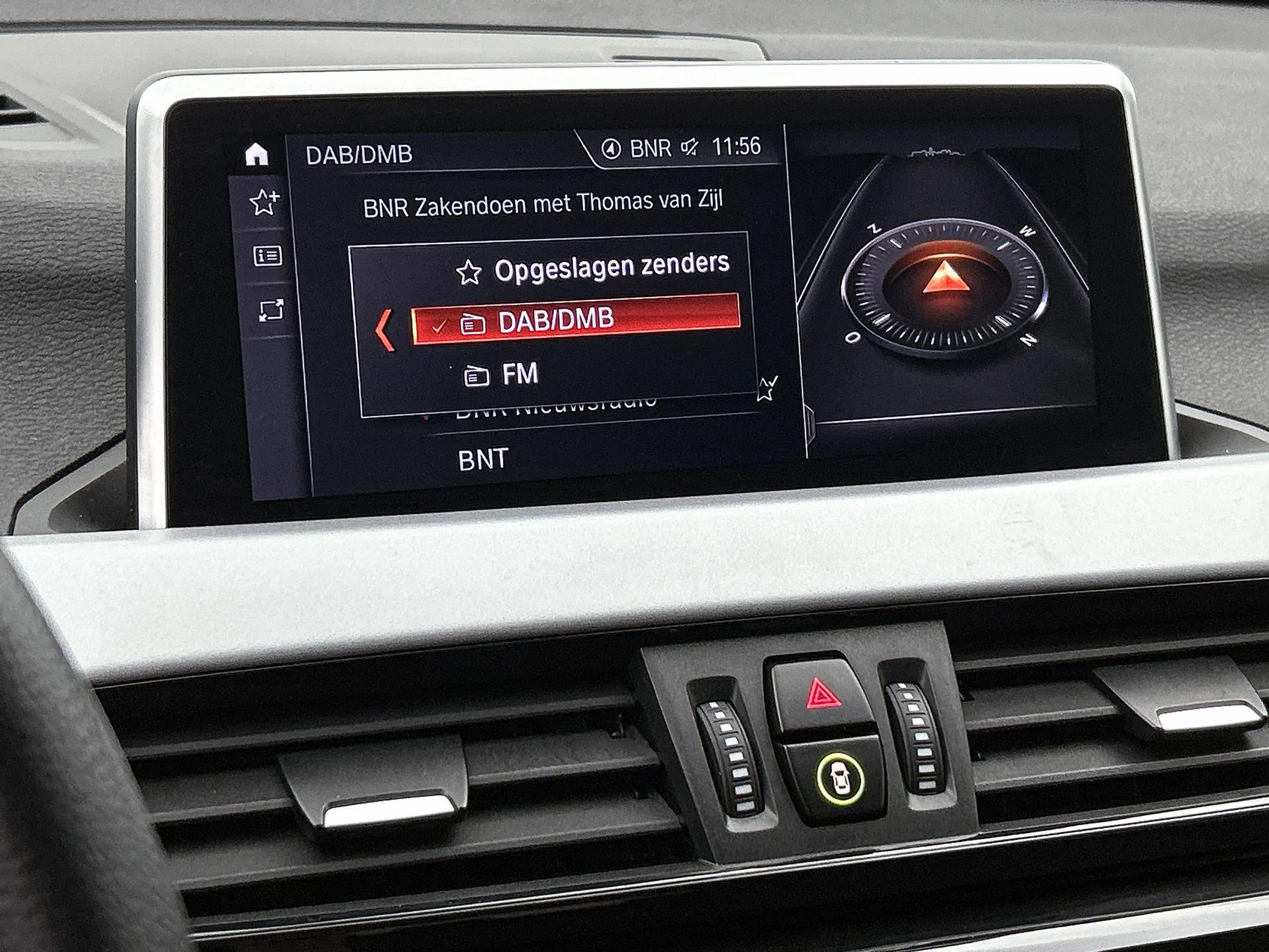 BMW X1 xDrive25e Executive | Navigatie | Climate control — photo 7