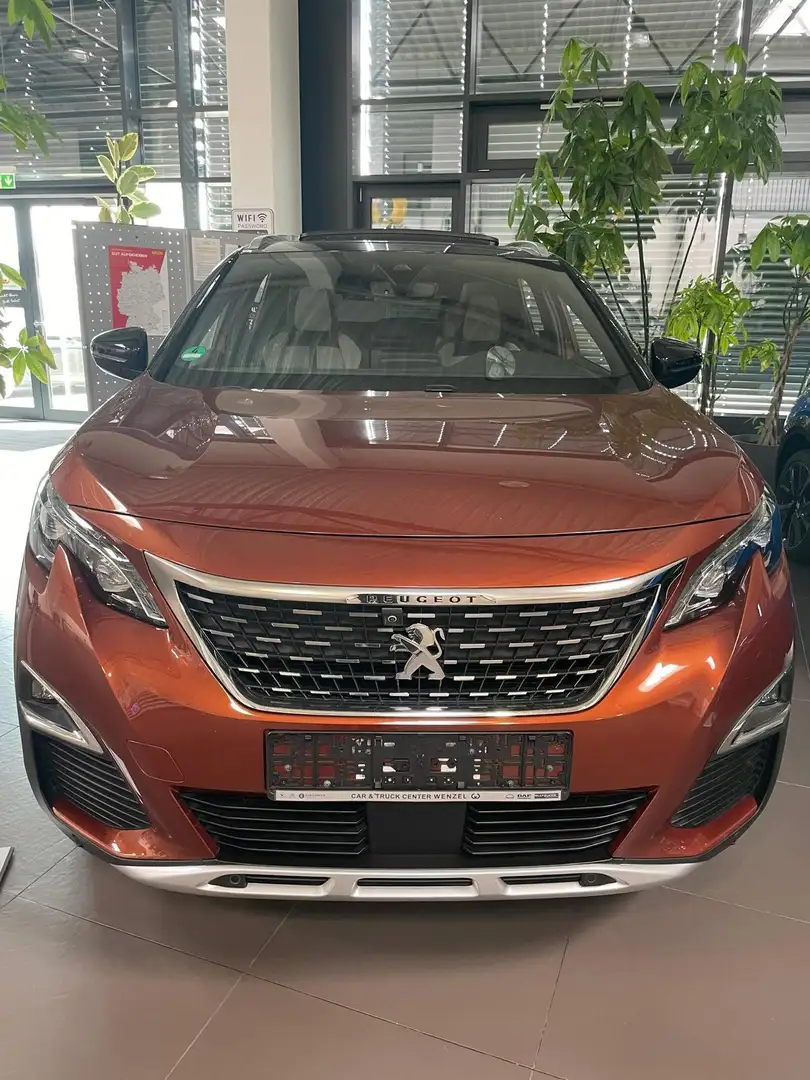 Peugeot 3008 Hybrid4 300 GT - 1