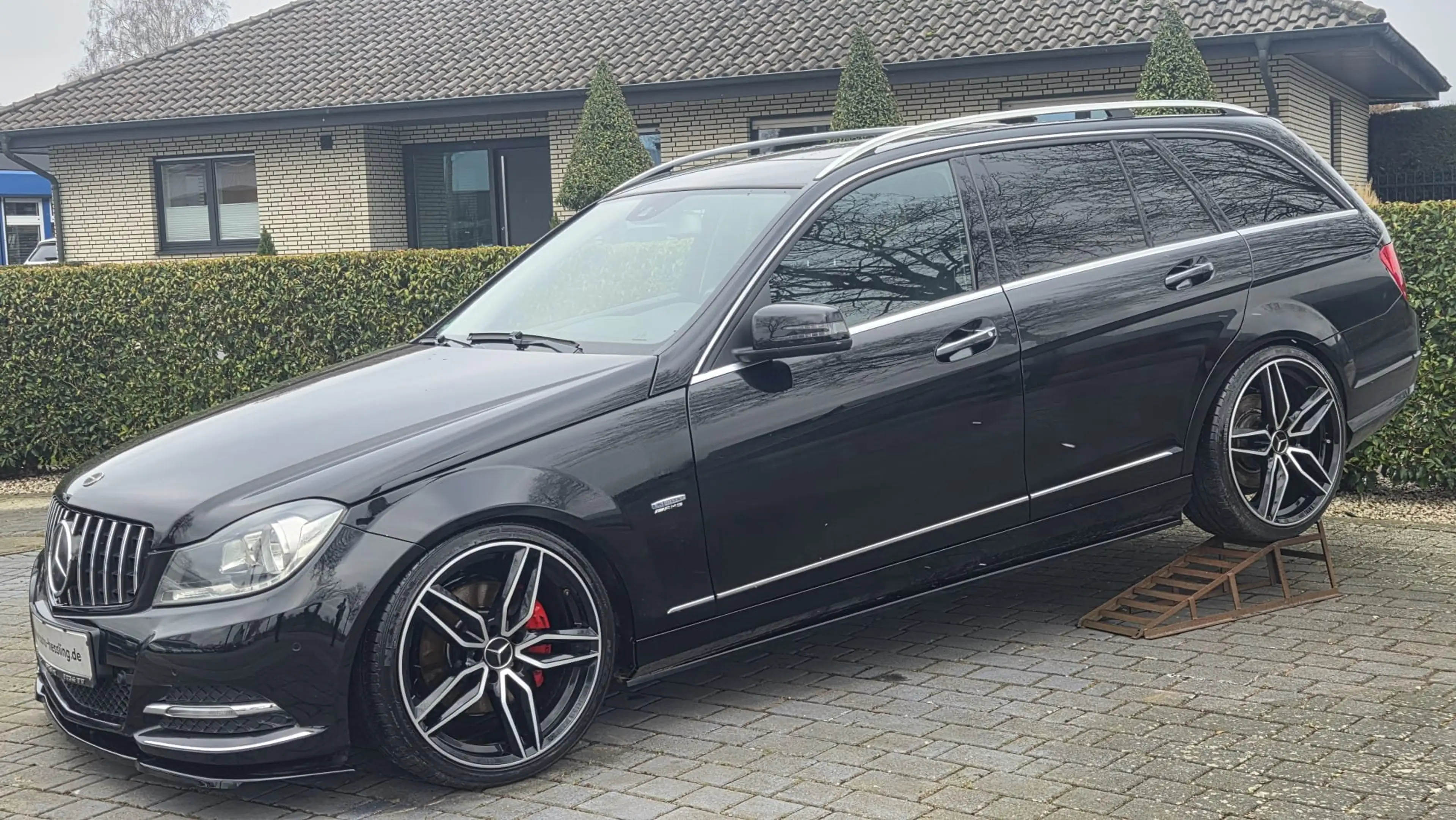 Mercedes-Benz C 350 C 350 T CDI DAB 19 Zoll Keyless Schiebedach