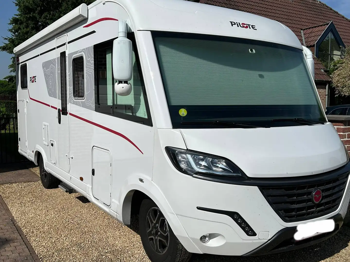 Caravans-Wohnm Pilote G720FGJ Weiß - 1