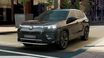 R-Line 1.5 eHybrid NAVI+AHK+SITZHZ+ACC Klima Navi