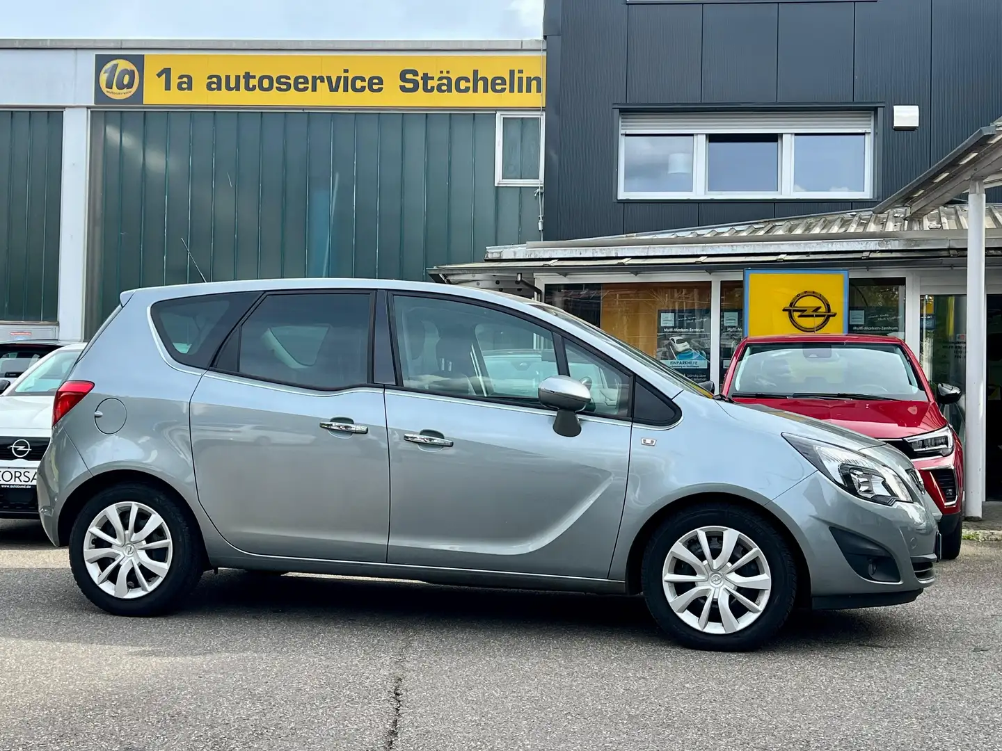 Opel Meriva B 1.7 CDTI AUT Innovation,S&LHZ,FLEXFIX,KLIMAAT Grau - 1