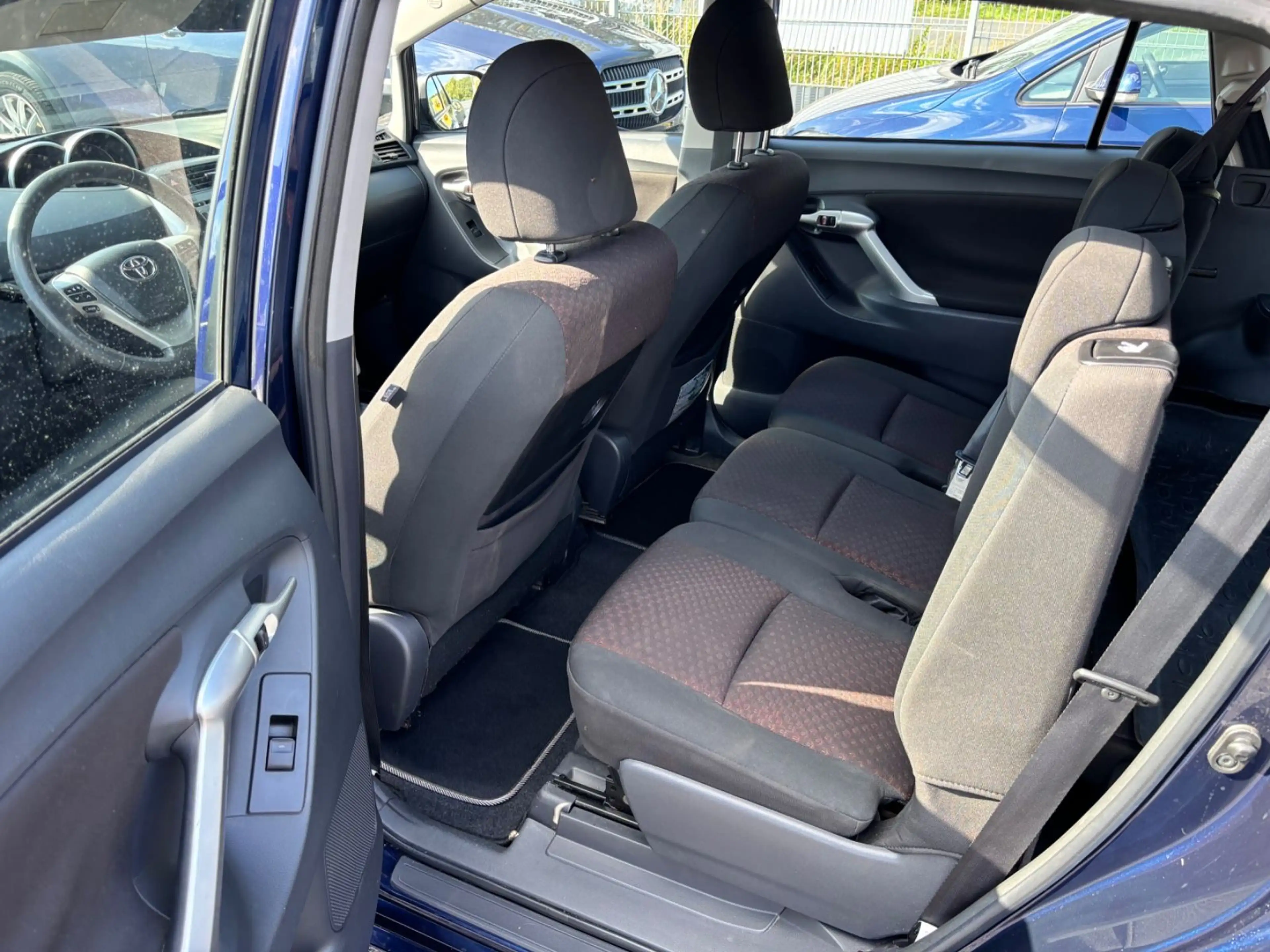 Toyota Verso Edition — photo 13